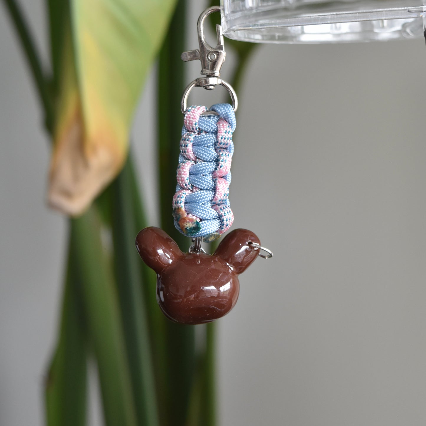Brown Bear Head Pink Blue Knot