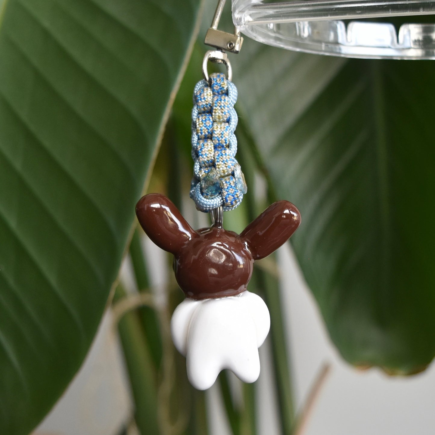 Brown Bunny Blue Box Knot