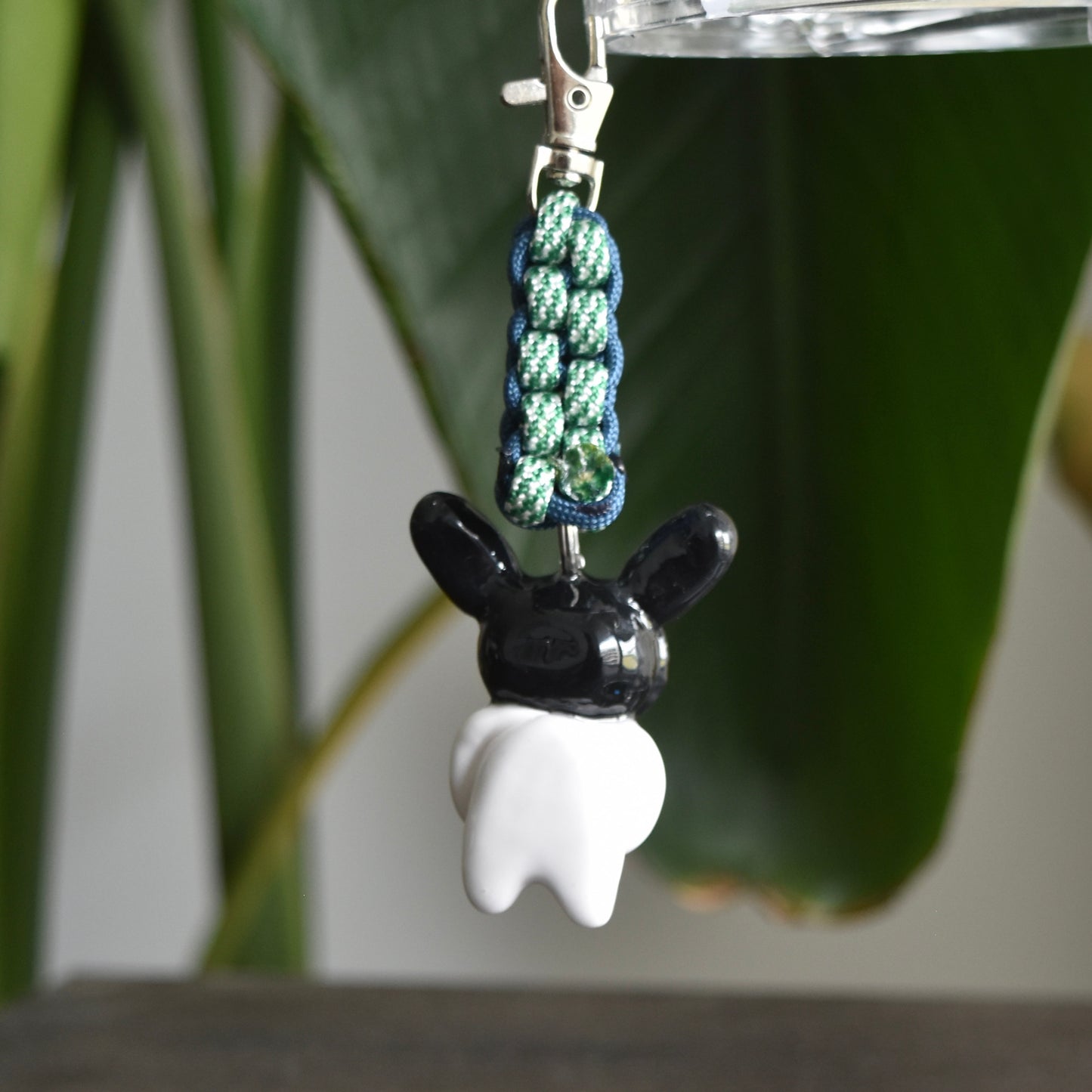 Black Bunny Spiral Green Blue Knot