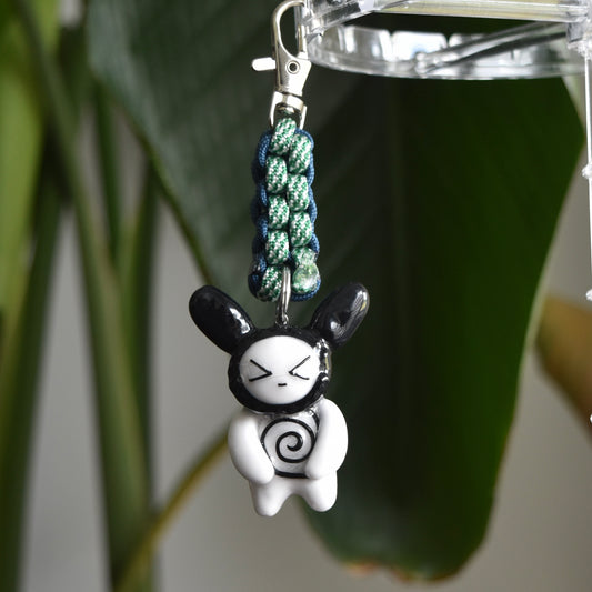 Black Bunny Spiral Green Blue Knot